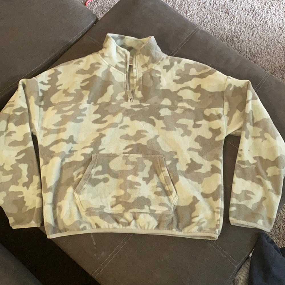 fleece camo sweatshirt